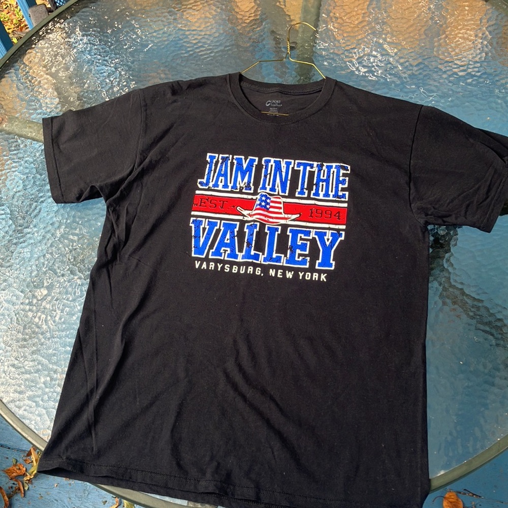 Vintage Country Concert T Shirt. #2. Jam in the Valley size XL